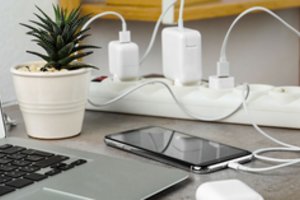 Išmaniųjų įrenginių pasaulyje – efektyvus baterijos naudojimas padės sumažinti elektros sąskaitas