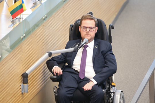 Iš Seimo – siūlymas nutraukti socialinės apsaugos sutartis su šalimis agresorėmis