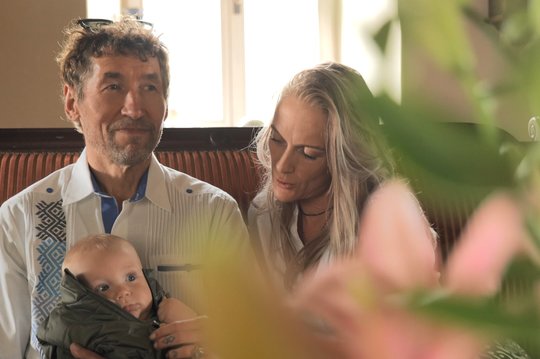 Dvarininko Mindaugo Šventoraičio mylimoji gimus sūnui patraukė į Balį: „Kada pasimatysim? Kaip Dievas duos“