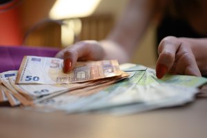 Pasaulio bankas ir TVF įspėja dėl globalios recesijos rizikos