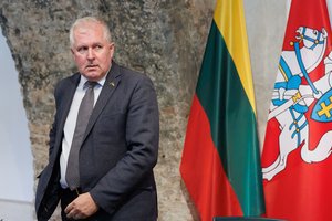 Prezidentūra tikisi A. Anušausko proaktyvumo siekiant įgyvendinti G. Nausėdos siūlymą dėl gynybos