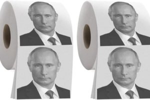 Skundžiasi sukčiavimu: žadėjo tualetinį popierių su V. Zelenskio atvaizdu, bet atsiuntė su V. Putino