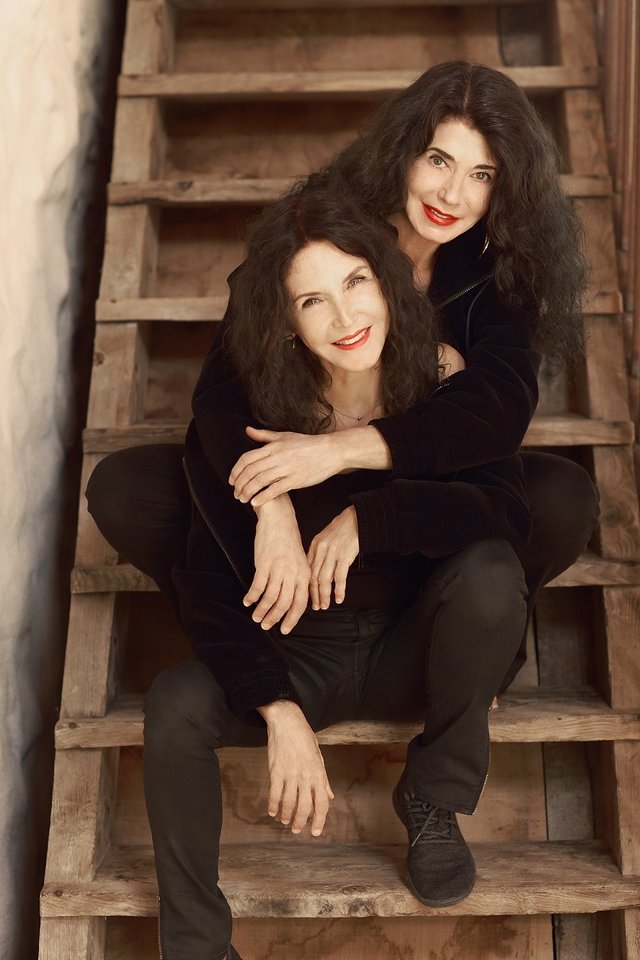 Fortepijoniniame duete Katia ir Marielle groja jau daugiau negu 50 metų.<br>Festivalio „Gaida“ nuotr. 