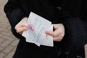 Neteisėto vizų Rusijos piliečiams išdavimo byloje mirė du kaltinamieji