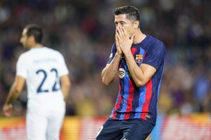 Po įspūdingo Čempionų lygos vakaro „Barcelona“ futbolininkai atsidūrė ties bedugnės kraštu