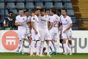 Į Lietuvą neįleistas „Žalgirio“ varžovų treneris ir žaidėjas