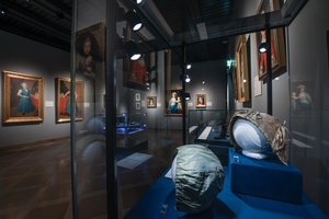 Naujoje Valdovų rūmų parodoje – beveik 300 eksponatų iš Austrijos, Vengrijos, Švedijos, Lenkijos, Ukrainos ir Lietuvos