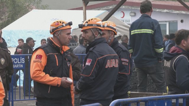 Šiurpi nelaimė Turkijoje – po sprogimo anglies kasykloje žuvo mažiausiai 40 žmonių
