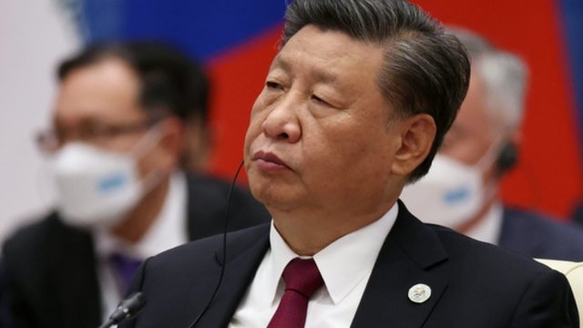Xi Jinpingas smerkia kitų šalių kišimąsi dėl Taivano – esant reikalui neatsisako panaudoti jėgos