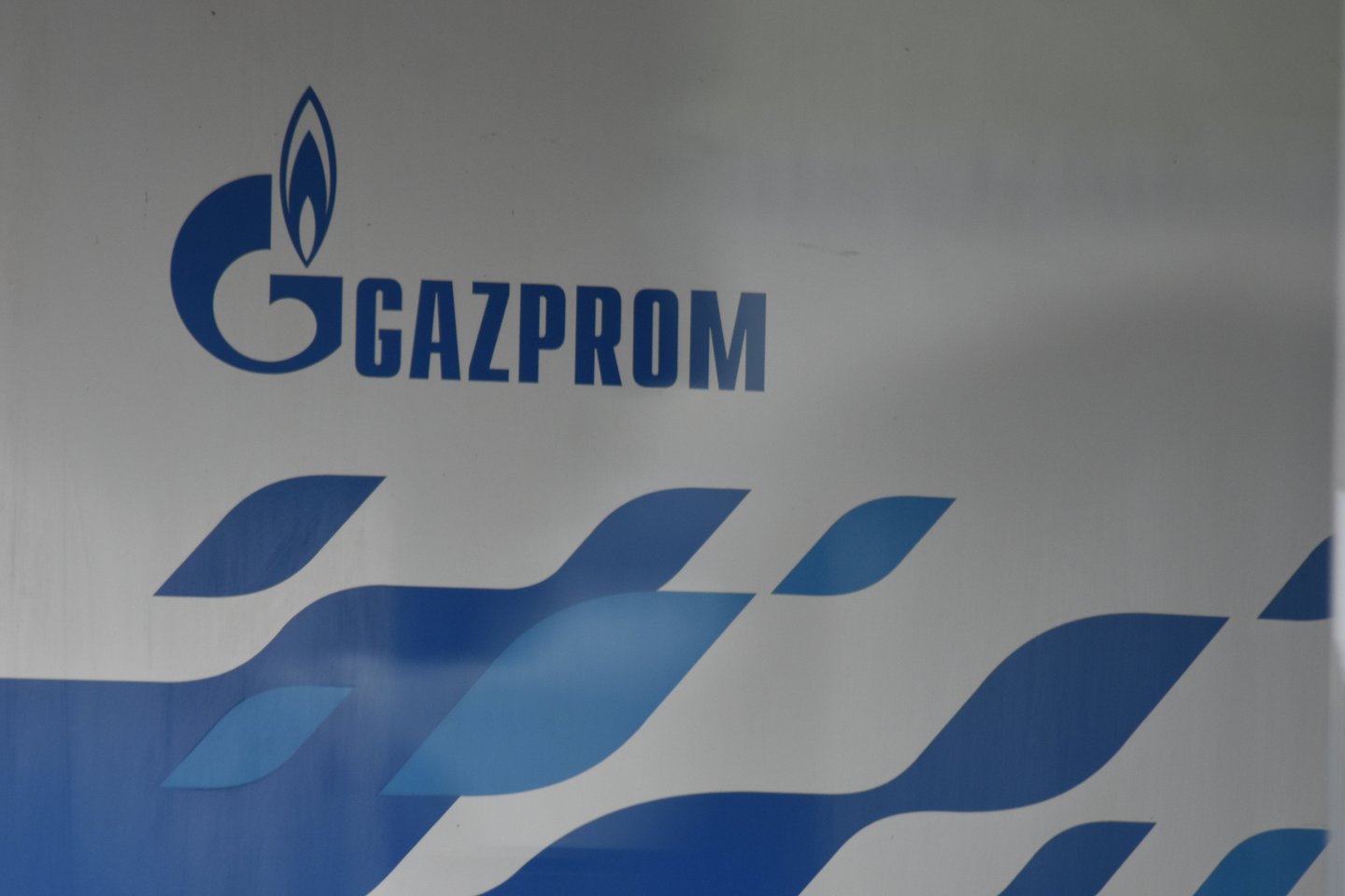 Rusijos koncernas „Gazprom“ tebevaldo degalinių tinklą Bosnijoje – ten degalai apie 0,5 euro pigesni nei Lietuvoje.<br>A.Srėbalienės nuotr.