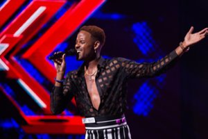 „X faktoriaus“ scenoje – simpatijas pelnęs gatvės muzikantas, ypatingo vardo savininkė ir netikėtas grupės šou