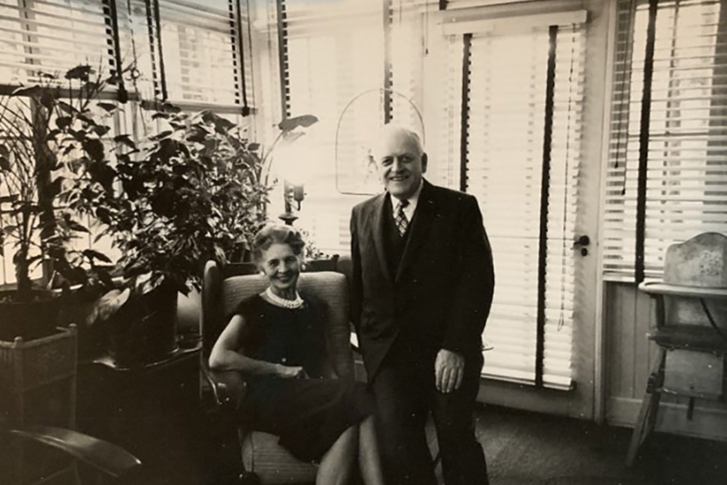 A. Sennas su žmona Marija savo namuose Pensilvanijoje (1965 m.)<br>A. Senn asmeninio archyvo nuotr.