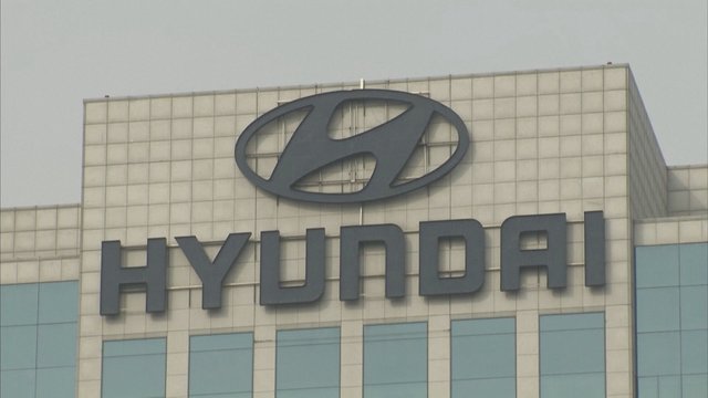 Rusijoje gali nebelikti automobilių „Hyundai Motor“: įmonė svarsto apie galimybę šalyje nutraukti veiklą