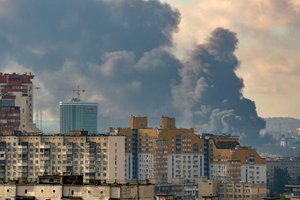 Karas Ukrainoje: dėl nuolatinių apšaudymų bus pradedamas riboti elektros tiekimas, V. Zelenskis kreipėsi į tautą