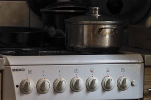 EK skelbia naujus pasiūlymus energijos kainoms suvaldyti: bendri pirkimai, eliminuojama konkurencija