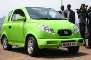 Rusai netrukus galės sėsti į automobilius iš Ugandos ir Irano: žada juos čia eksportuoti