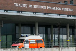 Kantrybės išbandymas: akies traumą patyrusi kaunietė 5 valandas bergždžiai laukė skubios medikų pagalbos