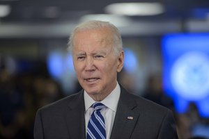J. Bidenas sunerimęs dėl paramos Ukrainai, jei respublikonai laimės vidurio kadencijos rinkimus