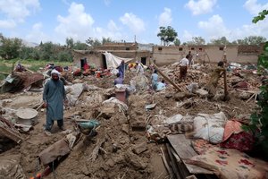 Pakistano potvyniai padarė daugiau žalos nei tikėtasi: nuostoliai siekia 40 mlrd. eurų