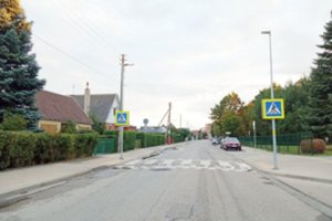 Prie pėsčiųjų perėjų – kilnojamos vaizdo stebėjimo kameros: kai kurie vairuotojai jau atsipirko baudomis