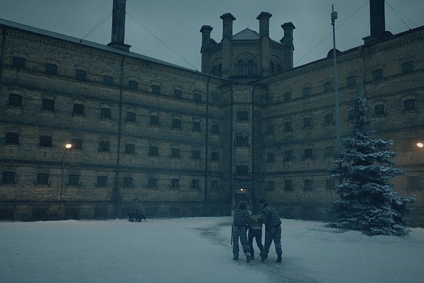  „Kompromato“ scenos buvo filmuojamos Lukiškių kalėjime Vilniuje.
