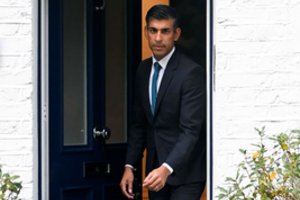 R. Sunakas užsitikrino 100 parlamentarų paramą ir gali siekti JK torių lyderio posto