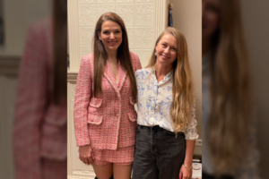 Vos mirtimi nesibaigęs šuolis pakeitė akrobatinio parašiutizmo meistrės Lenos Sokolovskos gyvenimą