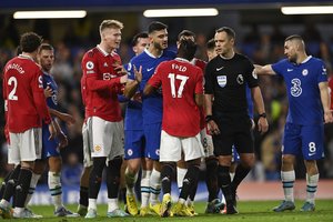 Įtemptas futbolo trileris Londone baigėsi „Chelsea“ ir „Manchester United“ lygiosiomis