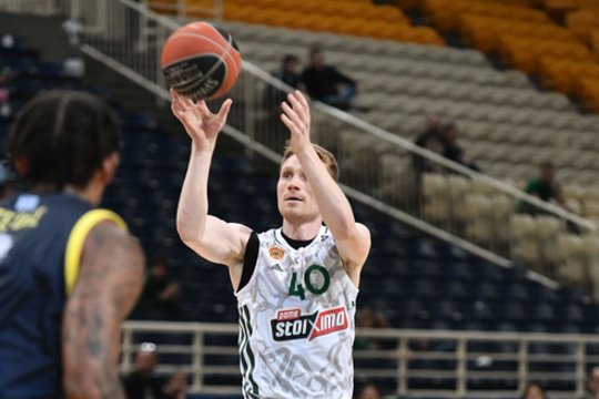 „Panathinaikos“ lietuviai svariai prisidėjo prie triuškinančios pergalės