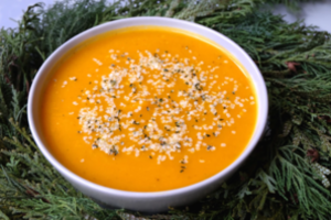 Trinta moliūgų ir česnakų sriuba: tokios skanios valgyti dar neteko 