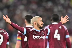 „West Ham United“ laimėjo ir pakilo į 10-ąją vietą