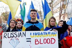 „Šventos karvės“: aukoti ekonomiką dėl Ukrainos sutinka ne visa Europa – kai kuriems taikomos išskirtinės sąlygos