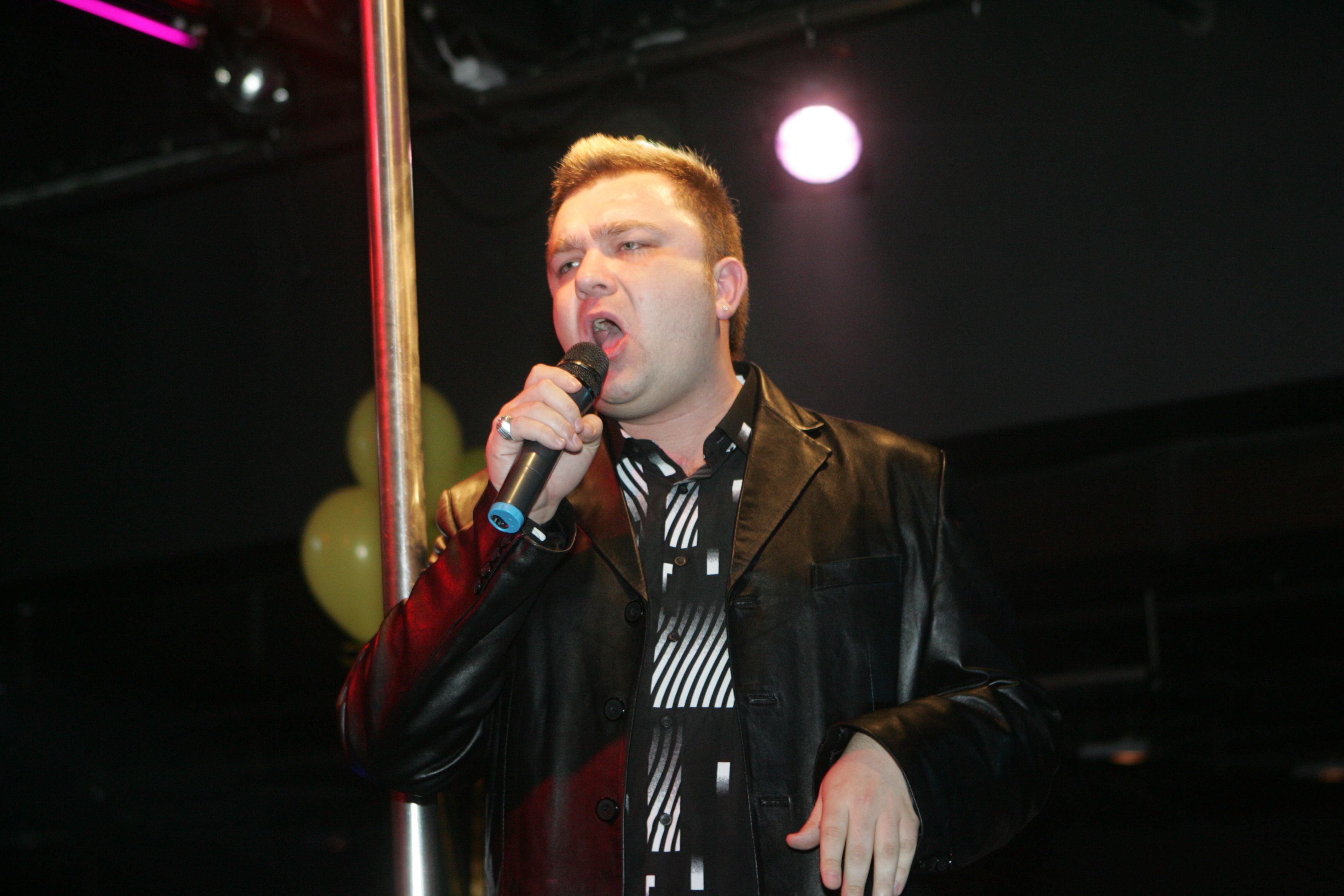 Eugenijus Ostapenko – Lietuvos popdainininkas, dainų kūrėjas, kompozitorius, išgarsėjęs daina „Dviratukas“.A.Barzdžiaus nuotr.
