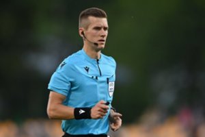 Lietuviai teisėjaus UEFA Europos Konferencijų lygos rungtynėse Briuselyje 