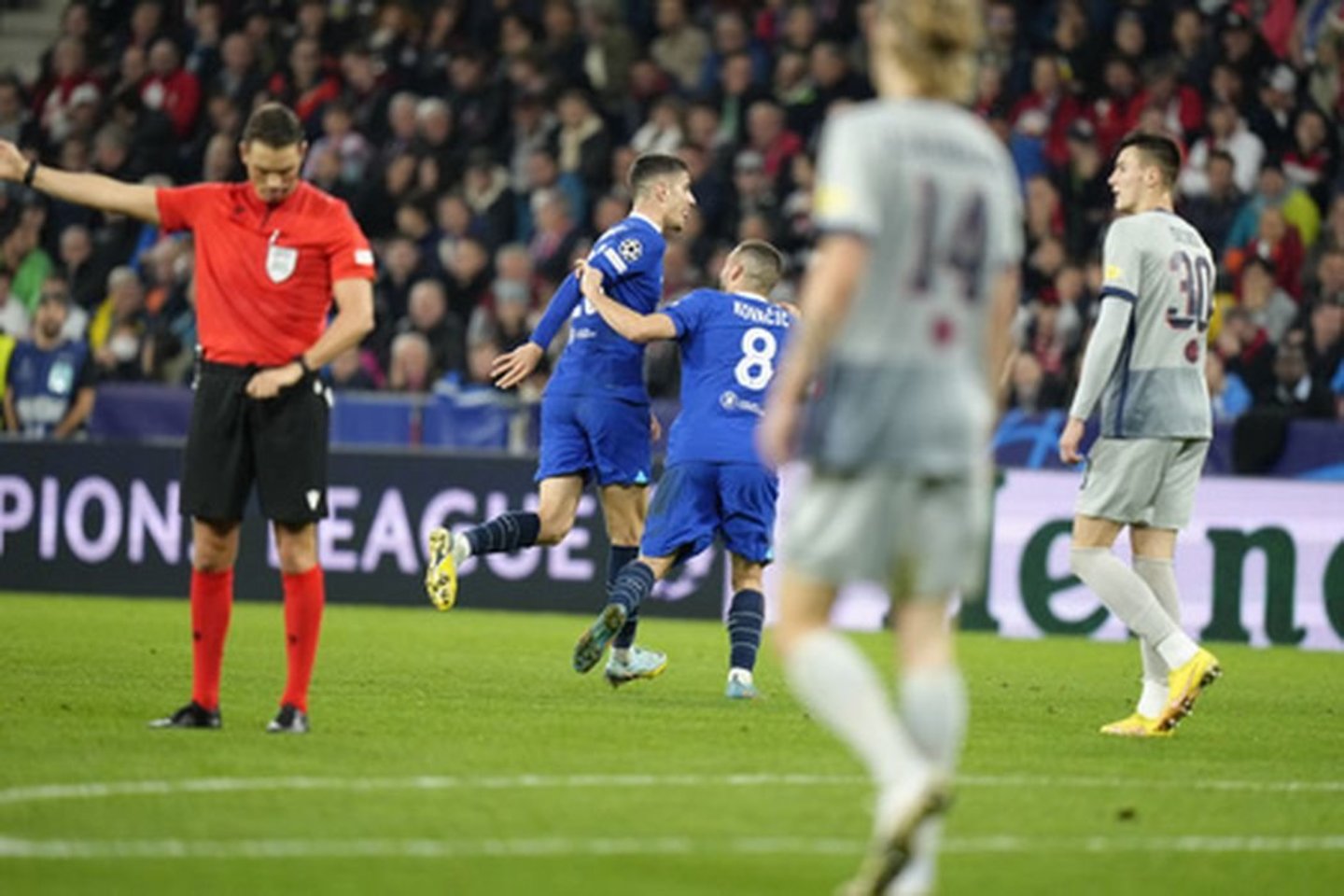 Londono „Chelsea“ pergalę lėmė M.Kovačičius ir K.Havertzas.<br> AP/Scanpix nuotr.