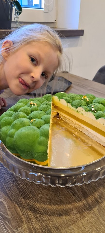  Pats pirmasis Monikos tortas, skirtas sūnaus pirmajam gimtadieniui.<br> Asmeninio archyvo nuotr.
