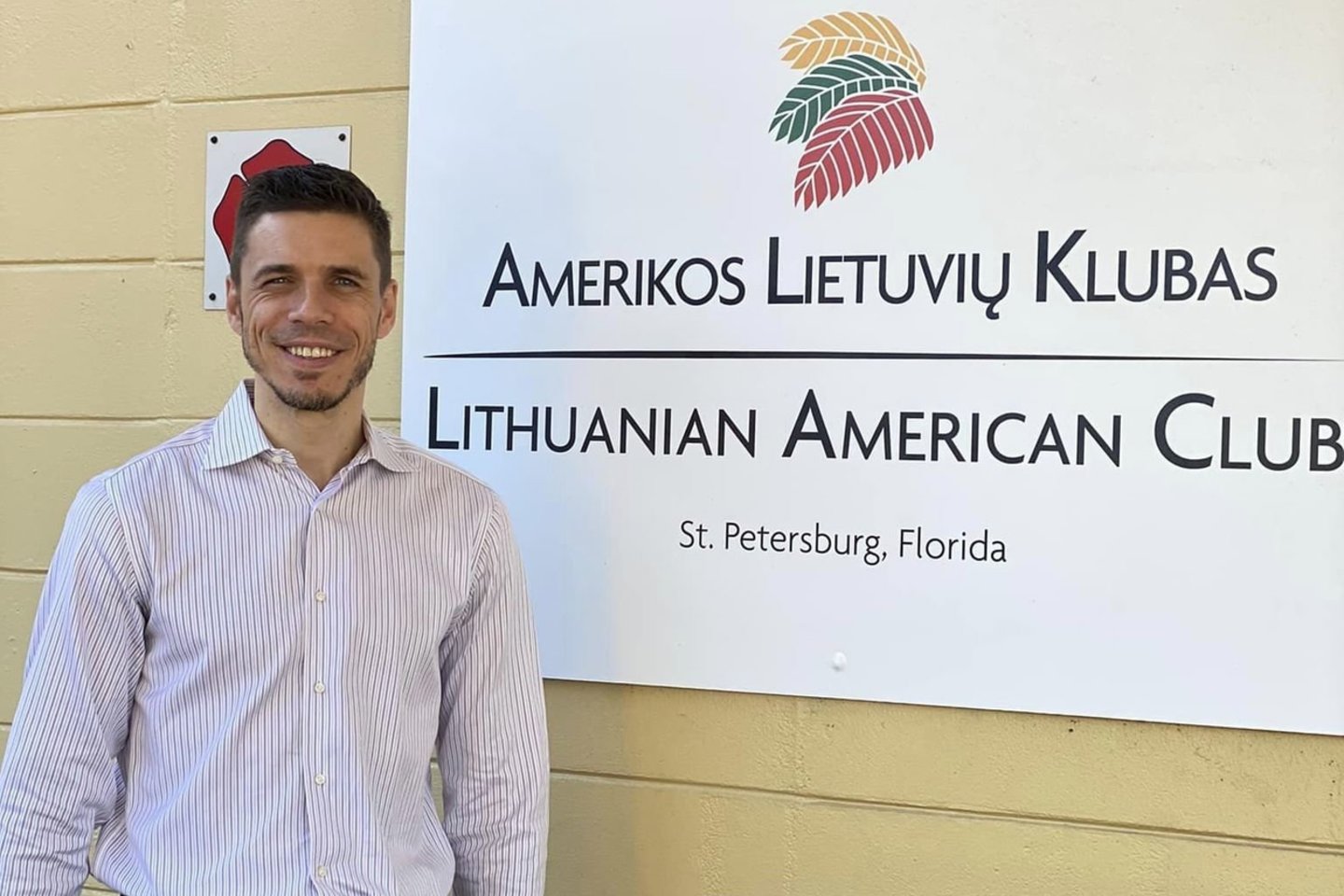 Vilniuje gimęs, Niujorke gyvenantis teisininkas G.Ramanauskas yra ir JAV LB Tarybos narys, Niujorko lietuvių profesionalų klubo bendrasteigėjas, LR Seimo ir PLB komisijos narys.