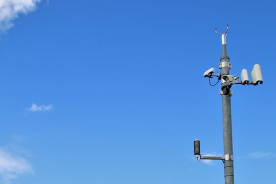 Kitąmet Lietuvoje atsiras keliasdešimt naujų stotelių: kokius duomenis jos rinks ir kuo padės vairuotojams