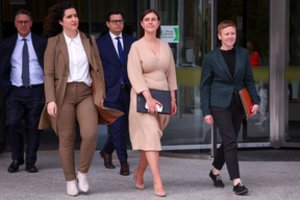 Australijoje nutrauktas didelio atgarsio sulaukęs teismo procesas dėl išžaginimo