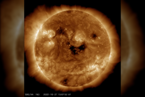Baisioji Saulės šypsena ir savaitgalį užgriūsianti geomagnetinė audra – kiek iš tiesų tai pavojinga?