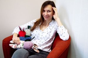 Sūnui žaisliuką pagaminusi mama atsitiktinai atrado verslo nišą: keičiasi vaikų auginimo įpročiai