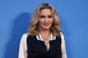 Skandalingoji Madonna virto seksualiai šiurpia būtybe ir sužavėjo sekėjus: „Karalienė“
