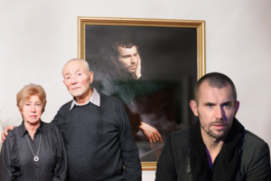 Mariupolyje nužudyto M. Kvedaravičiaus tėvų malda – prie sūnaus pelenų: „Kai parsinešėme urną namo, sūnaus pelenai tarsi atsiduso“