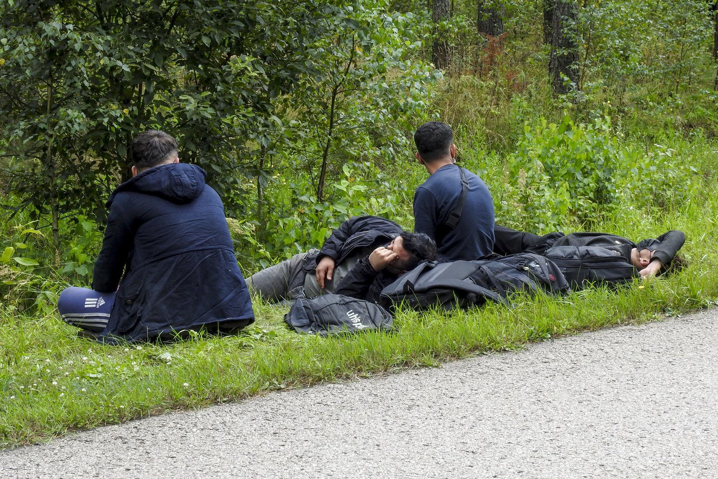 Pasienyje su Baltarusija apgręžti 49 migrantai.