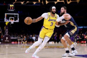 J. Valančiūnas ir „Pelicans“ po pratęsimo pareikalavusios L. Jameso karalystę paliko nuleistomis galvomis