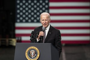 Prieš Kongreso rinkimus J. Bidenas įspėja dėl grėsmės demokratijai Amerikoje