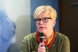 I. Šimonytė: į COVID-19 jau galima reaguoti kaip į gripą