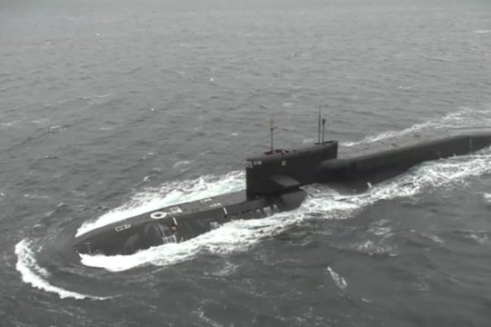 Rusija skelbia sėkmingai išbandžiusi naują branduolinį povandeninį laivą