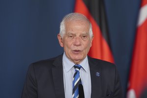 J. Borrellis: ES negali priskirti Kinijos ir Rusijos tai pačiai kategorijai