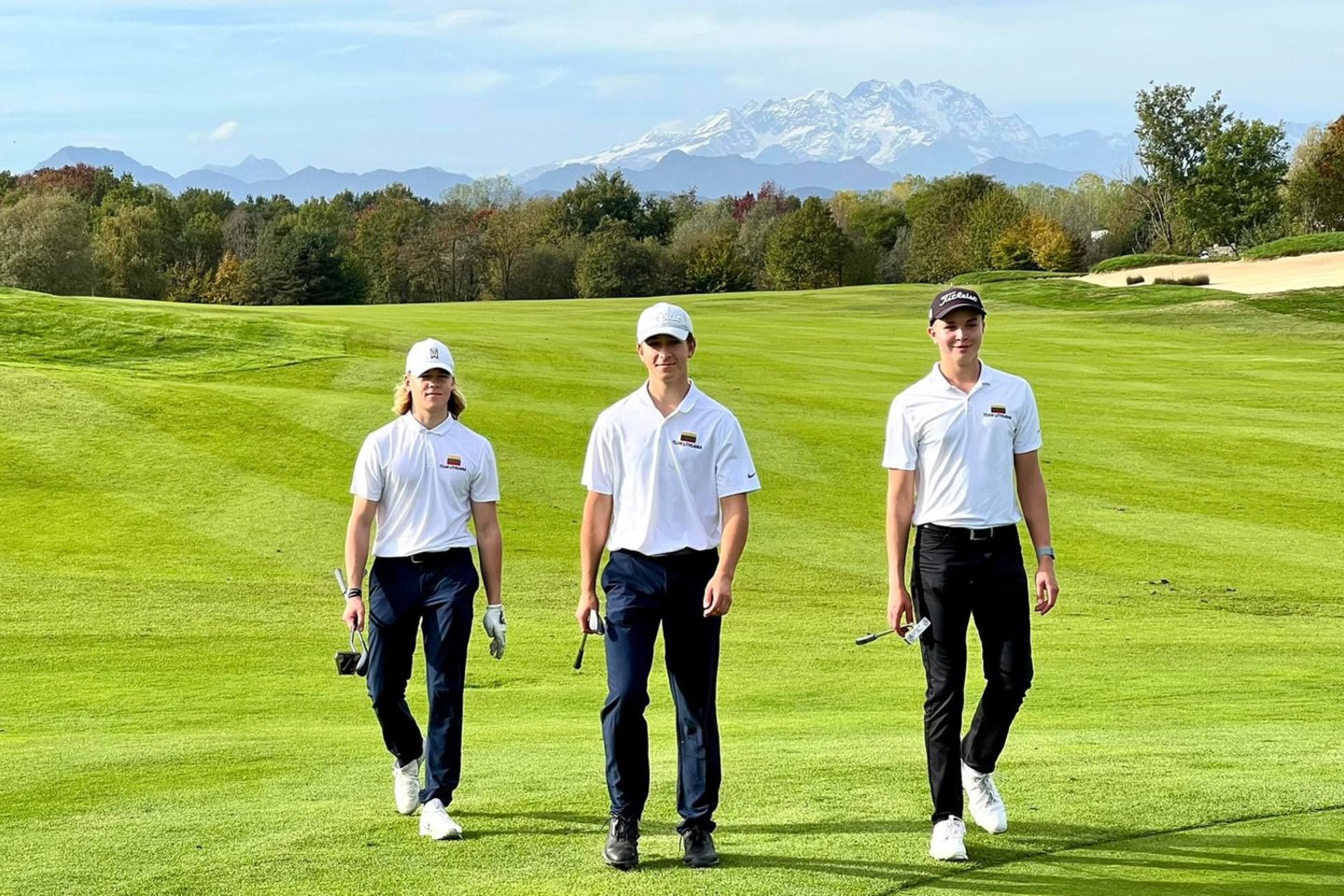 Net trys Lietuvos atstovai išbandė jėgas Italijoje vykusiame „Global Junior Golf Tour“ serijos jaunimo (iki 18 metų) golfo turnyre „Italian Junior Classic“.<br> LGF nuotr.